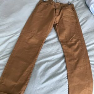 98% cotton Levi’s Mens jeans